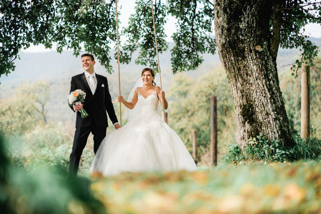 Svadba, Horna Suca, Trencin, Na dedine, priroda, ludova, svadba, nevesta, zenich, kvety, hojdacka